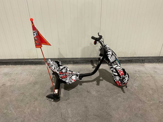 Ultra motocross drift trike 27ja 250w zwart/wit/rood voertuig - afbeelding 13 van  21
