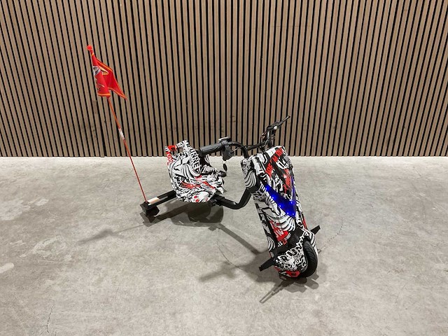 Ultra motocross drift trike 27ja 250w zwart/wit/rood voertuig - afbeelding 10 van  33