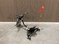 Ultra motocross drift trike 27ja 250w zwart/wit/rood voertuig - afbeelding 15 van  33