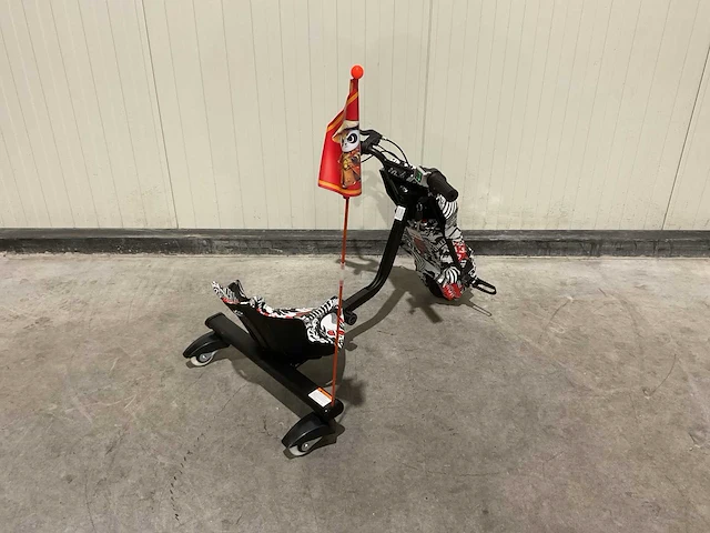 Ultra motocross drift trike 27ja 250w zwart/wit/rood voertuig - afbeelding 24 van  34