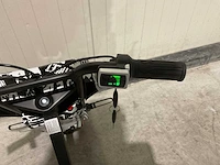 Ultra motocross drift trike 27ja 250w zwart/wit/rood voertuig - afbeelding 27 van  34
