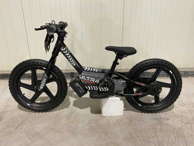 Ultra motocross trx250 elektrische loopfiets zwart - afbeelding 4 van  10