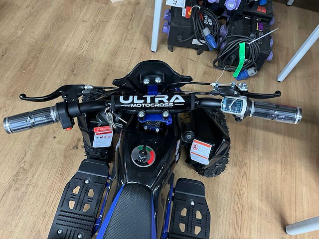 Ultra motorcross elektrische mini quad - afbeelding 12 van  14