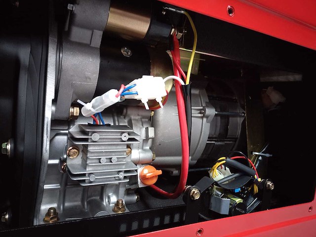 Ultra toolz - ut-dg5000w - diesel generator - afbeelding 8 van  24