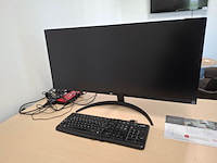 Ultra wide full hd monitor lg, 34wp500-b, bouwjaar 2024 - afbeelding 1 van  4