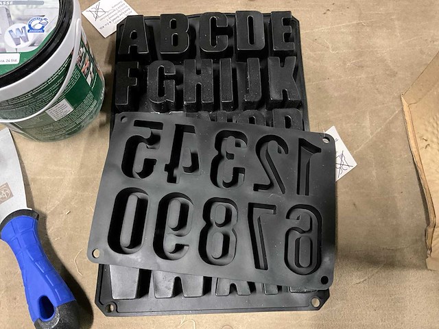 Ultrament bastel beton betonpasta met lettermal - afbeelding 3 van  3