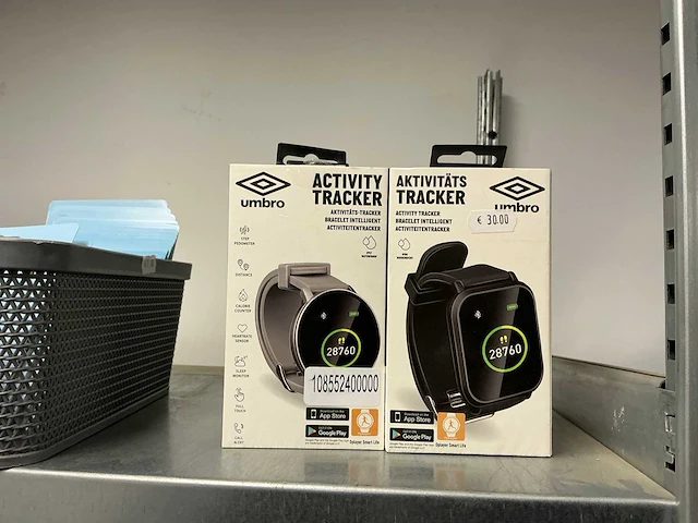 Umbro activity trackers (4x) - afbeelding 1 van  4