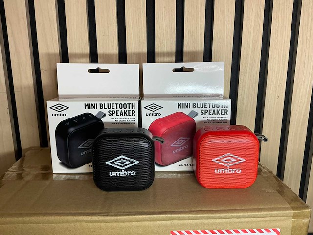 Umbro mini bluetooth speaker (48x) - afbeelding 1 van  4