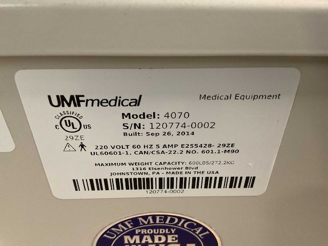 Umfmedical 4070 examination table - afbeelding 6 van  7