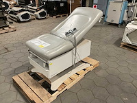 Umfmedical 4070 examination table - afbeelding 1 van  7