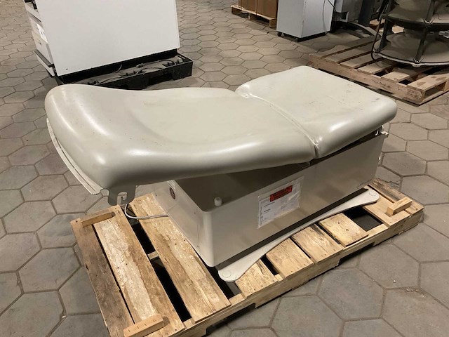 Umfmedical examination table - afbeelding 1 van  5