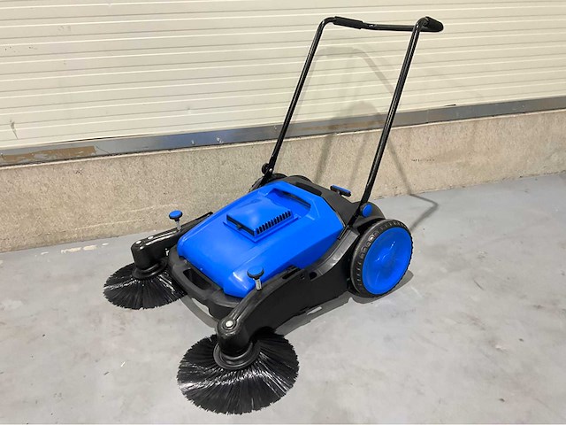 Umt - 2026 - g5 achterloop veegmachine - afbeelding 1 van  19