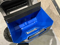 Umt - 2026 - g5 achterloop veegmachine - afbeelding 8 van  19