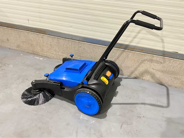 Umt - 2026 - g5 achterloop veegmachine - afbeelding 14 van  19