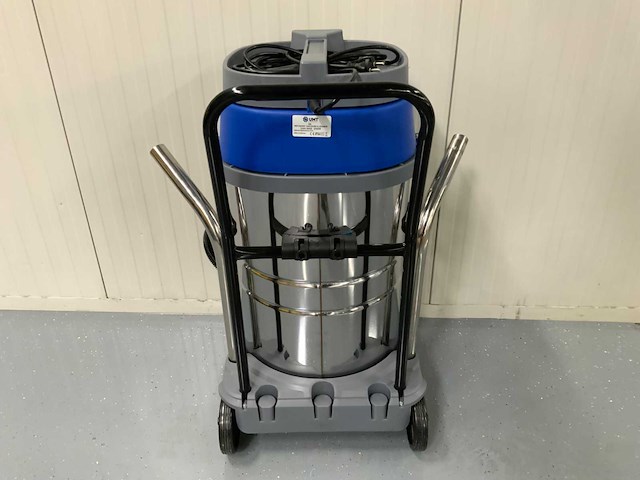 Umt - 80l 3000watt - industriële stofzuiger nat/droog - 3 motoren a 1000w - per motor aan te zetten - afbeelding 2 van  16