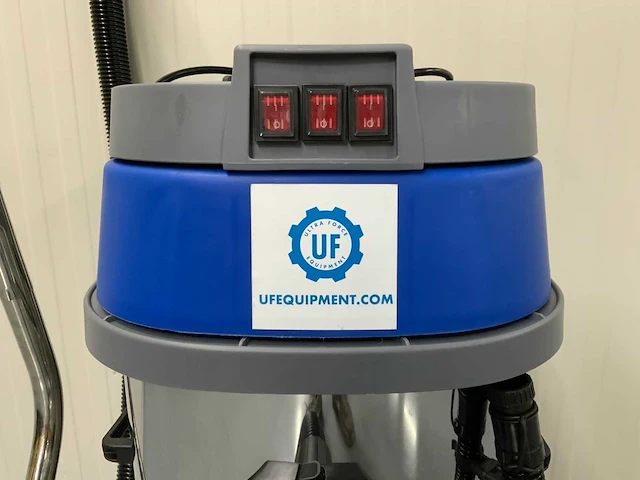 Umt - 80l 3000watt - industriële stofzuiger nat/droog - 3 motoren a 1000w - per motor aan te zetten - afbeelding 14 van  16