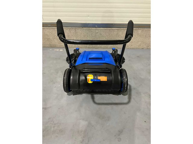 Umt - g5 achterloop veegmachine - afbeelding 16 van  19