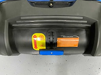 Umt- sweeper veegmachine met grote opvangbak - afbeelding 14 van  17