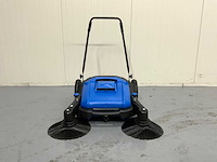 Umt- sweeper veegmachine met grote opvangbak - afbeelding 1 van  19