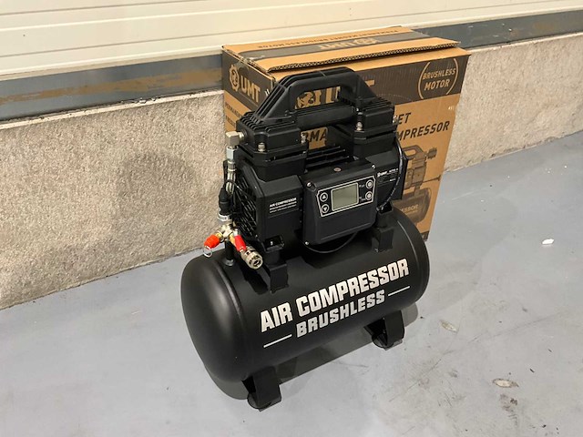 Umt ac770-19 - hogedruk compressor 19 liter - 1000w - 9bar - afbeelding 10 van  16
