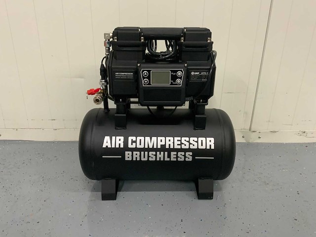 Umt ac770-19 - hogedruk compressor 19 liter - 1000w - 9bar - afbeelding 12 van  16