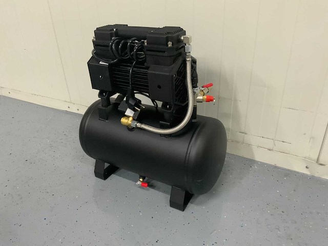 Umt ac770-19 - hogedruk compressor 19 liter - 1000w - 9bar - afbeelding 16 van  16