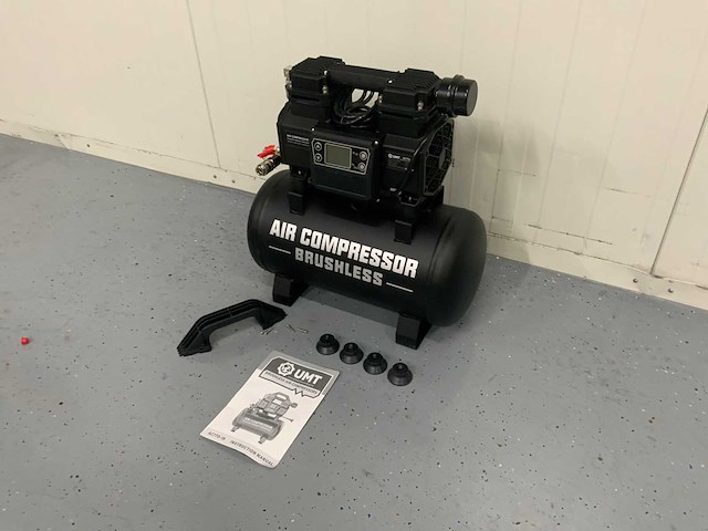 Umt ac770-19 - hogedruk compressor 19 liter - 1000w - 9bar - afbeelding 5 van  16
