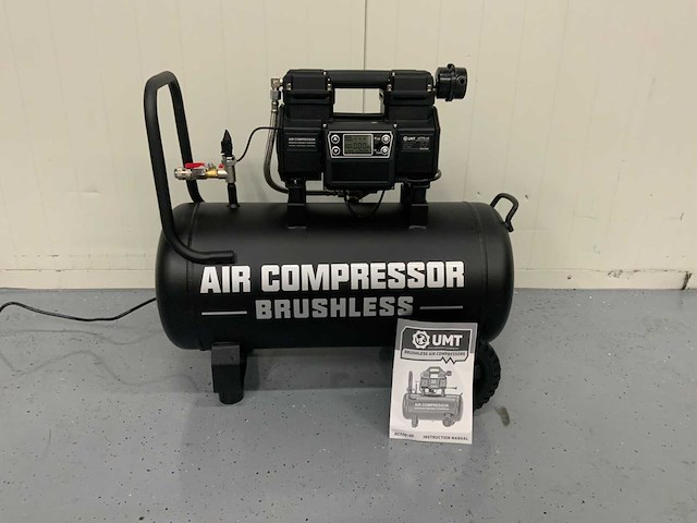 Umt ac770-40l hogedrukcompressor - brushless motor 9 bar - 1000w - 2026 - afbeelding 1 van  14