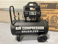 Umt ac770-40l hogedrukcompressor - brushless motor 9 bar - 1000w - 2026 - afbeelding 8 van  14