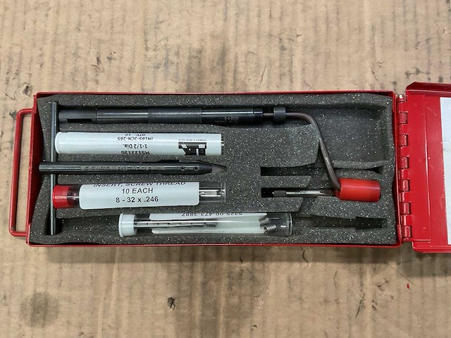 Unc screw thread insert tool kit - afbeelding 2 van  3