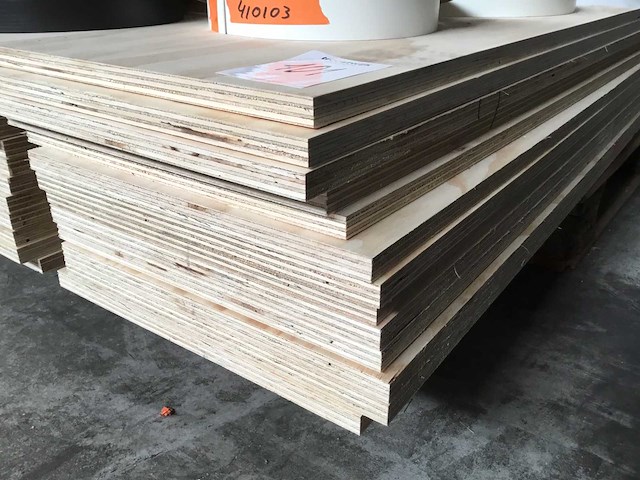 Underlayme pine overige hout- en plaatmateriaal (26x) - afbeelding 3 van  7