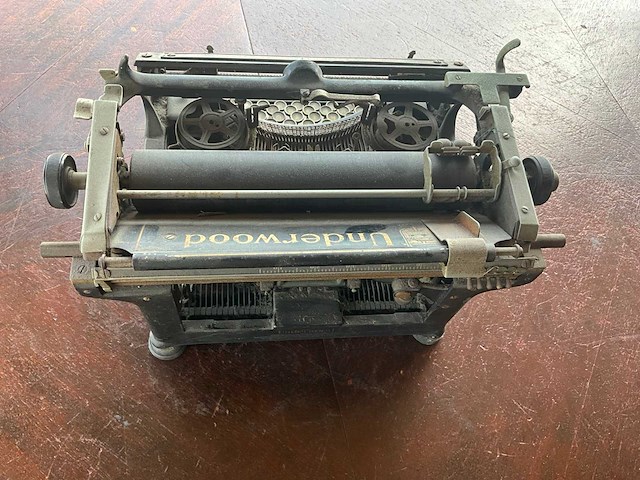 Underwood type machine - afbeelding 3 van  8