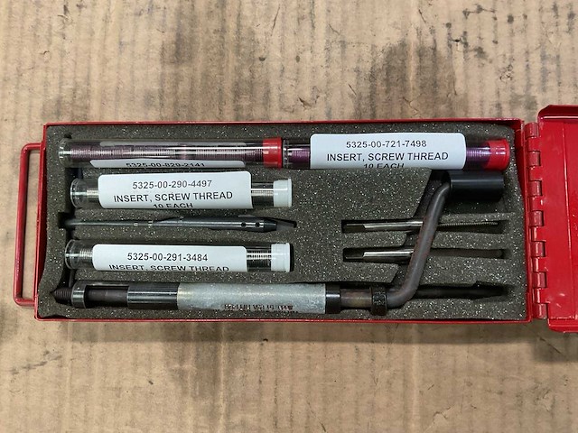 Unf screw thread insert tool kit - afbeelding 2 van  3