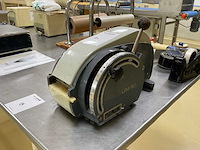 Uni-90 plakband dispenser