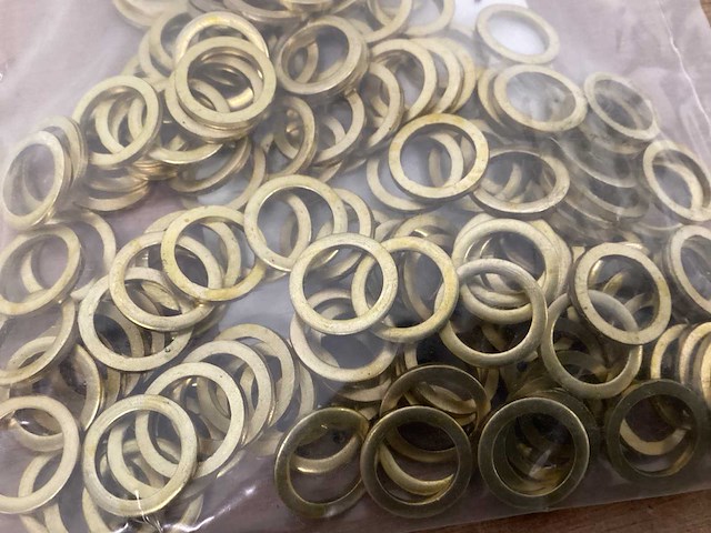 Uni messing scharnierring 18mm (5240x) - afbeelding 1 van  1