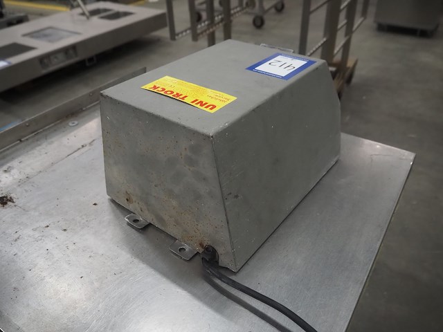 Uni trock - afbeelding 4 van  7