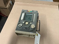 Uni-vent 731 series portable ventilator - afbeelding 3 van  4