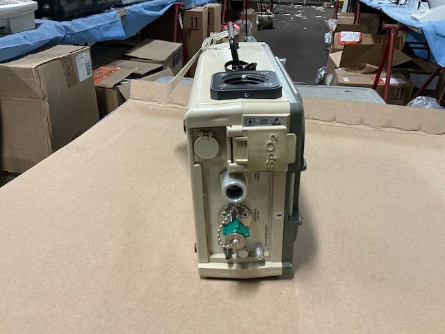 Uni-vent 731 series portable ventilator - afbeelding 4 van  4