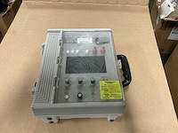 Uni-vent model 754 transport ventilator - afbeelding 2 van  4