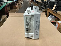 Uni-vent model 754 transport ventilator - afbeelding 4 van  4