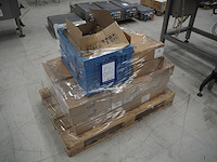 Uni - afbeelding 2 van  6