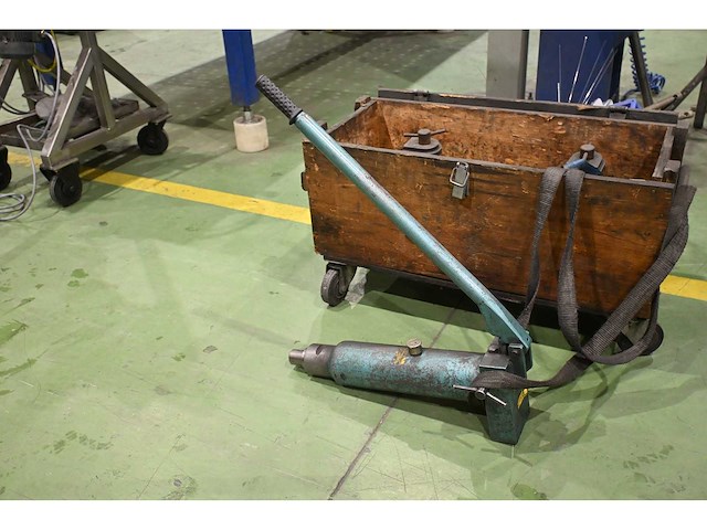 Unibend buigmachine - afbeelding 1 van  4