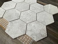 Unicom starker hexagon mozaïek tegel evostone ivory 30x34 - afbeelding 2 van  5