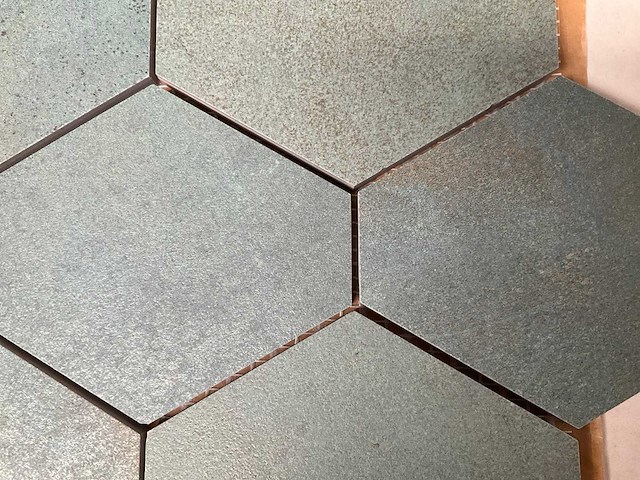 Unicom starker hexagon mozaïek tegel oxid emerald 25x34 - afbeelding 3 van  4