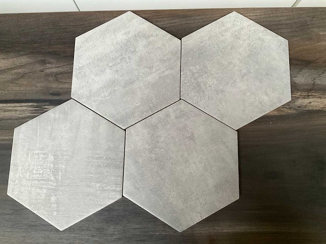 Unicom starker icon dove grey 21x18,2 esagono tegel 1,38m2 - afbeelding 1 van  4