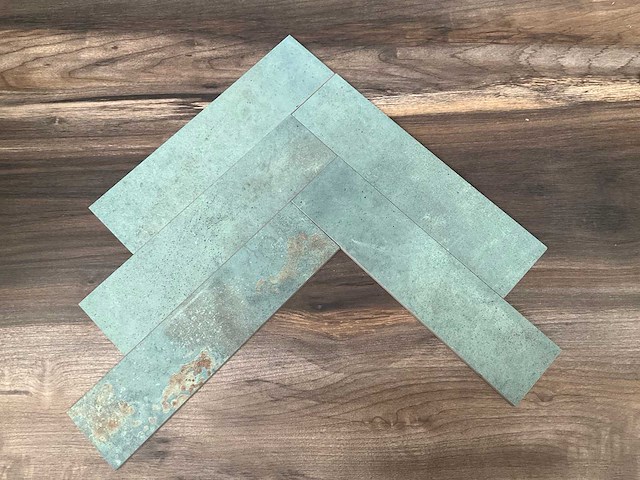 Unicom wandtegel oxid emerald 7,4x30 3,5m2 - afbeelding 1 van  6