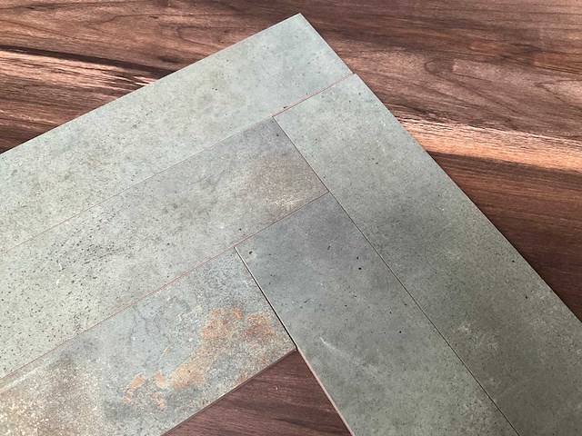 Unicom wandtegel oxid emerald 7,4x30 3,5m2 - afbeelding 4 van  6