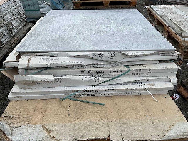 Unicomstarker - debris cinder - vloertegel 80 x 80 cm - 9m2 - afbeelding 4 van  5