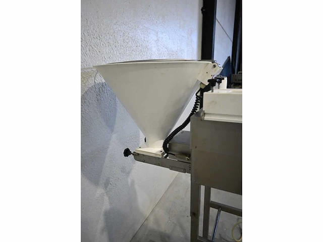 Unidos dps-5 oliebollen doseermachine - afbeelding 5 van  6