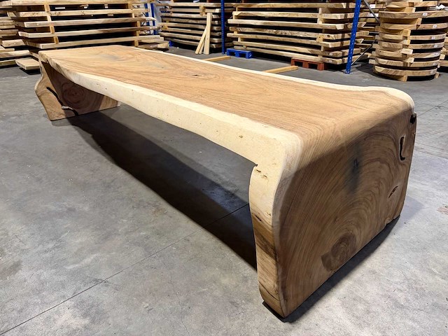 Unieke dubbele suar waterval boomstamtafel 350 cm. - afbeelding 5 van  7